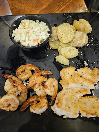 Simply Seafood Market & Oyster Bar photo 8